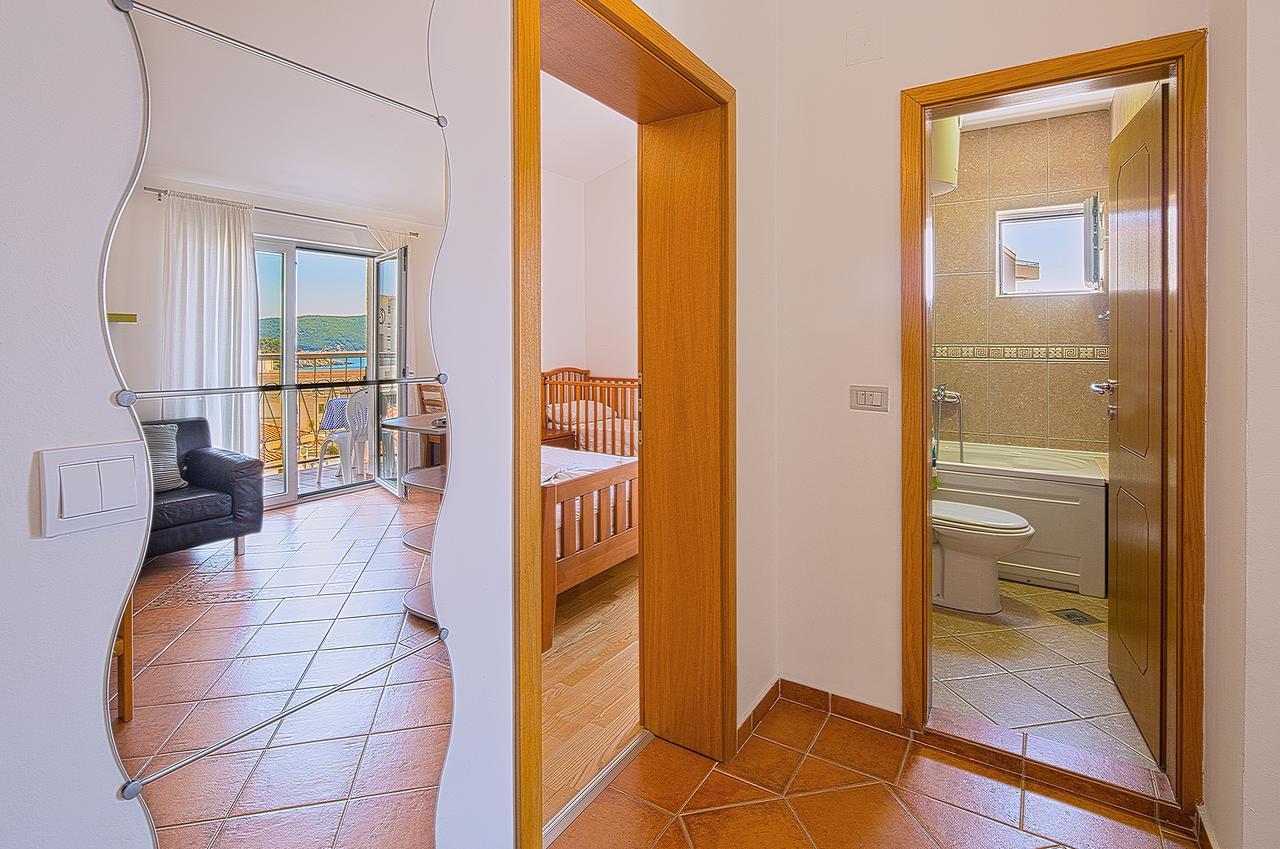 Bečići Apartment Ivanovic Family מראה חיצוני תמונה