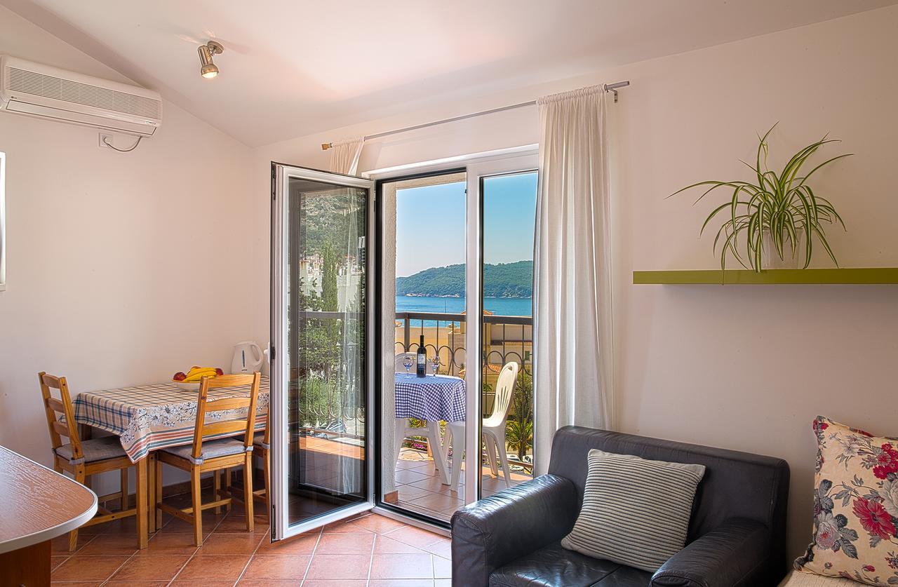 Bečići Apartment Ivanovic Family מראה חיצוני תמונה