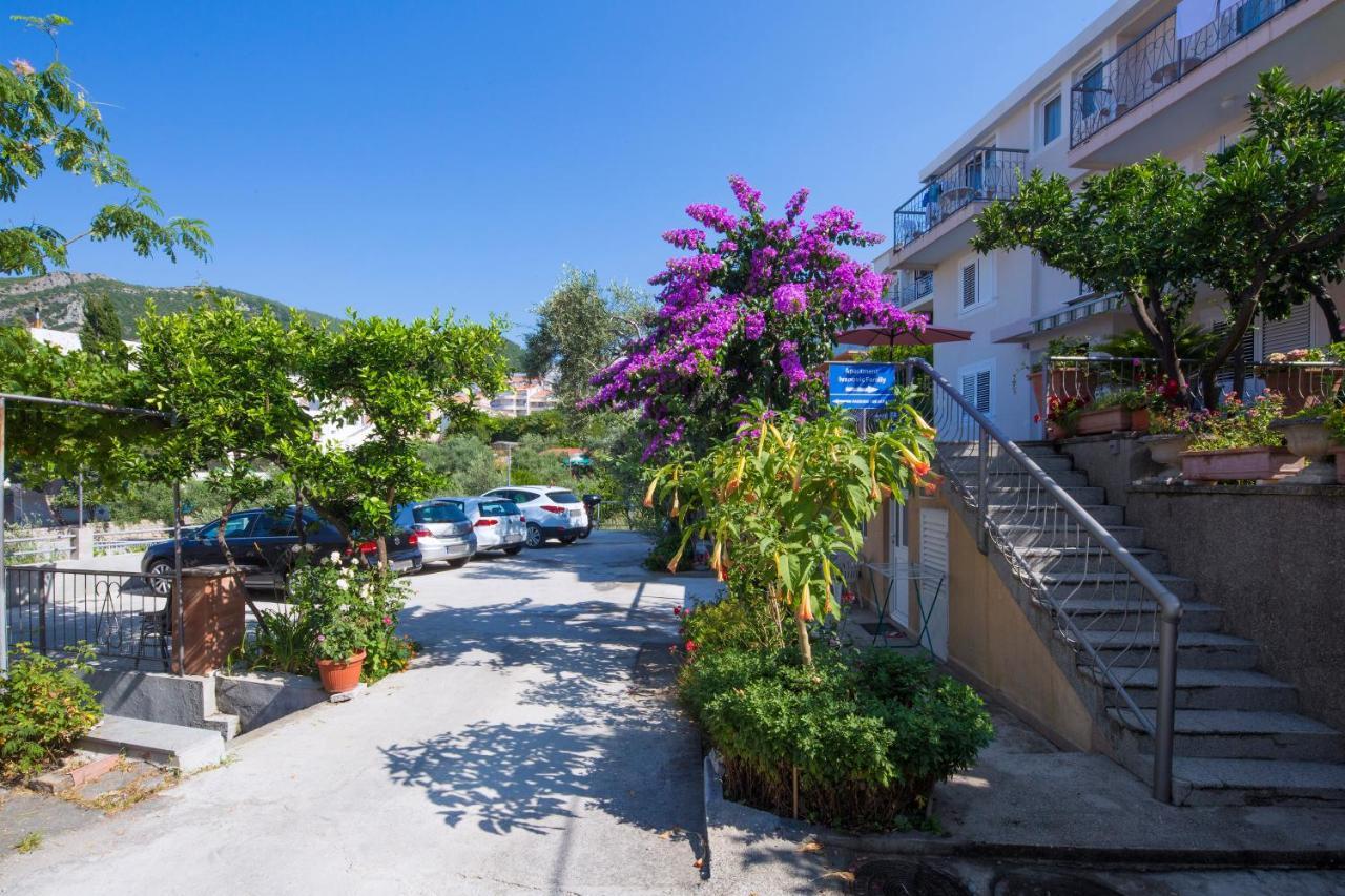 Bečići Apartment Ivanovic Family מראה חיצוני תמונה
